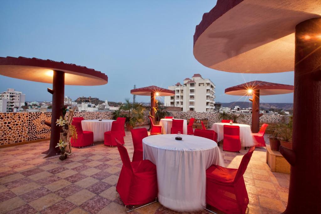 Treebo Trend Woodsvilla Suites Bapu Nagar Jaipur Extérieur photo